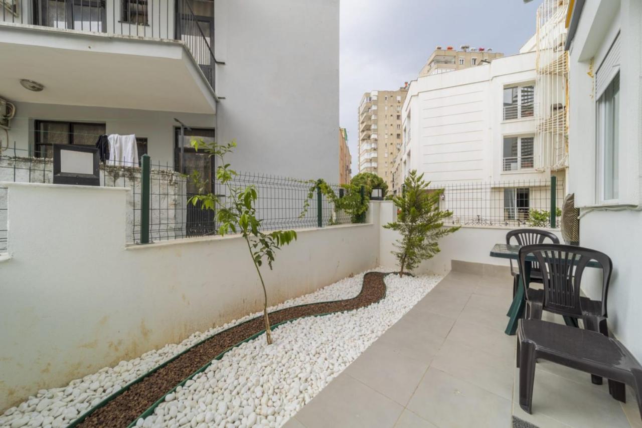 Charming And Central Flat Near Beach In Muratpasa Appartement