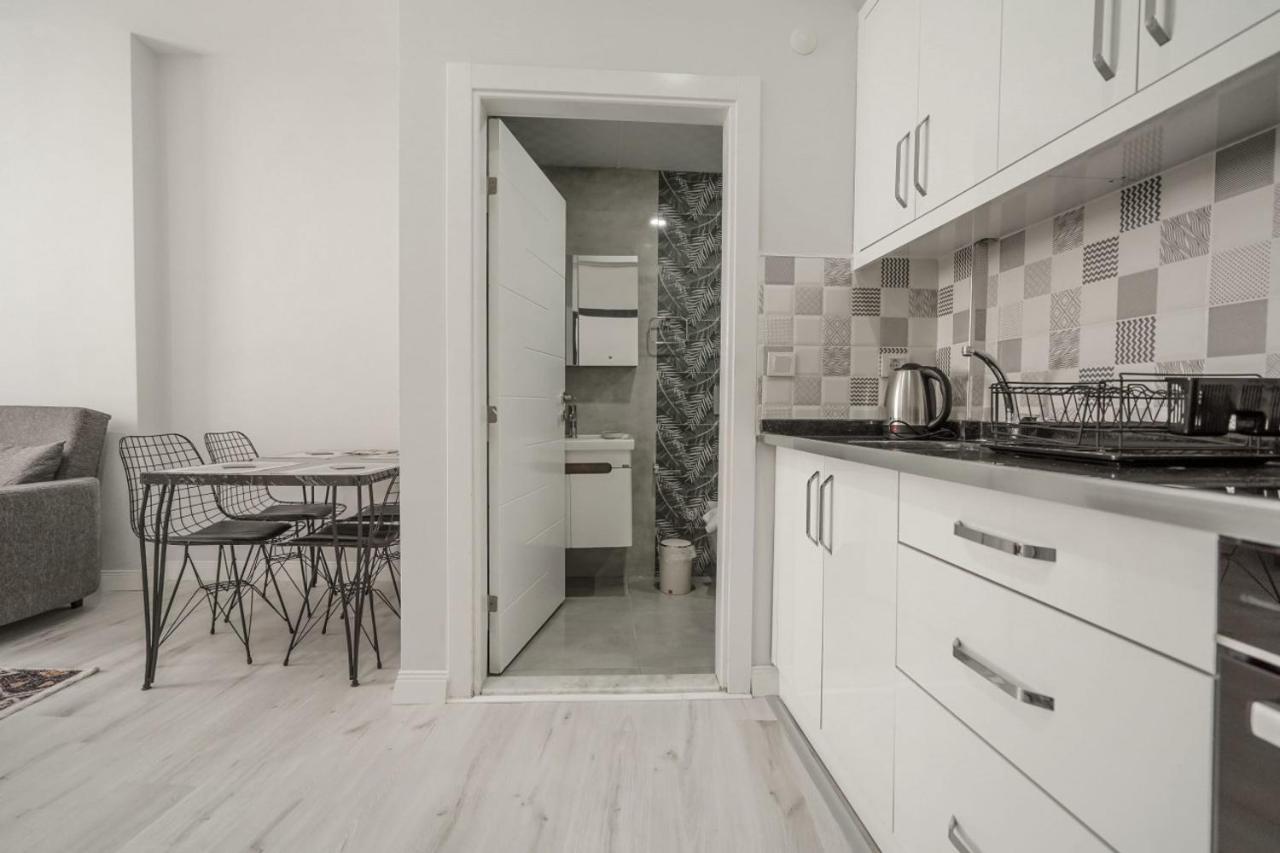 Charming And Central Flat Near Beach In Muratpasa Appartement *